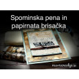 Spominska pena in papirnata brisačka