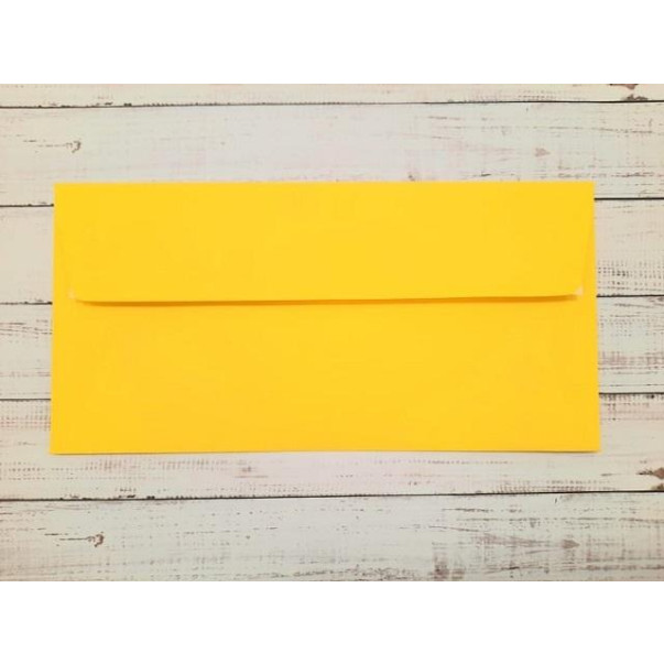 Kuverta, canary yellow