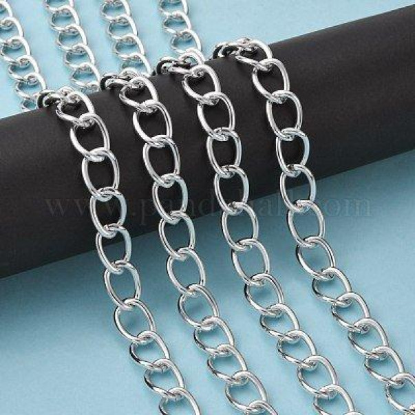 Aluminijasta verižica za nahrbtnike in torbice, srebrna